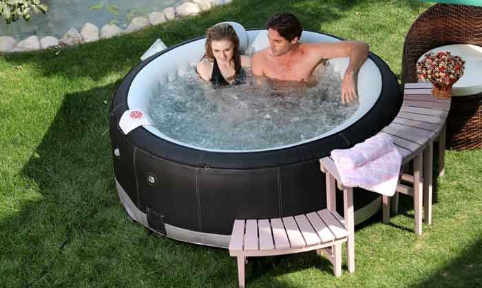 tips for heating up your inflatable hot tub faster 4