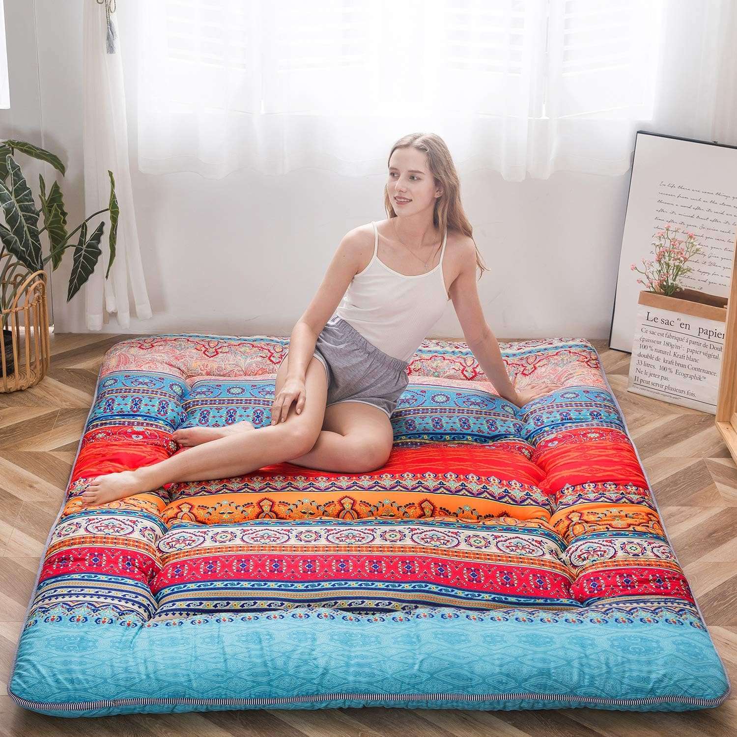 MAXYOYO Bohemian Retro Mattress Vintage Floral Japanese Futon Roll Up Tatami Floor Mat Foldable Bed Portable Camping Mattress Sleeping Pad Floor Lounger Couch Bed Full Size