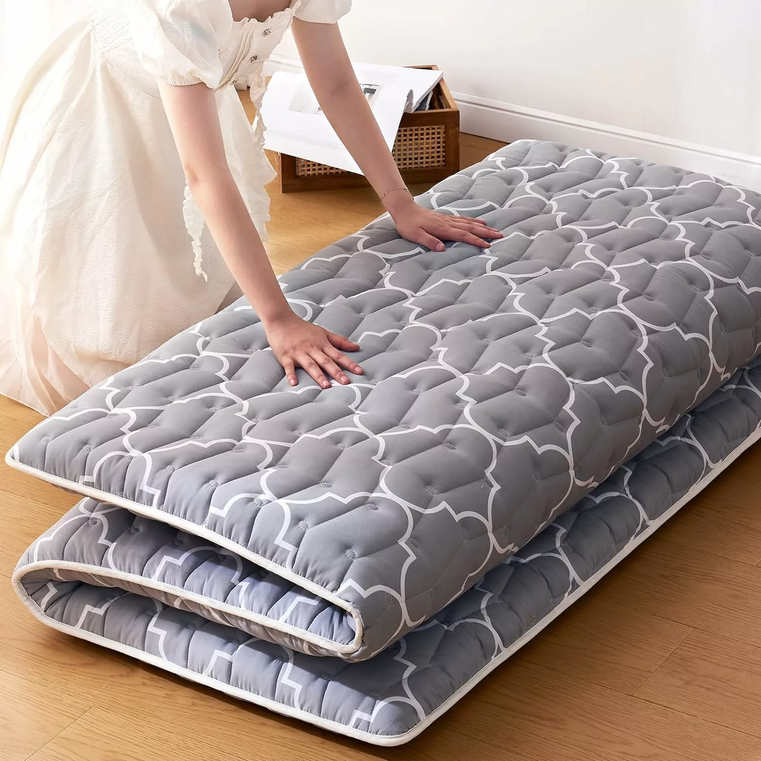 Premium Foam Japanese Floor Mattress Futon Mattress,100% High Density Comfortable Foam, Thicken Tatami Mat Sleeping Pad,Foldable  Portable Kids Adults Sleeping Mats for Guest Room, Dormitory,Camping